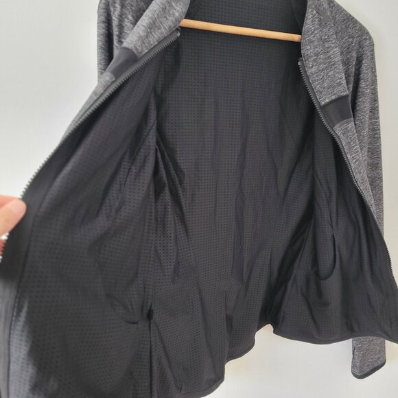 Lululemon "Find Your Bliss" Black & Grey Reversible Track Jacket-LL Size 10* - Picture 6 of 10